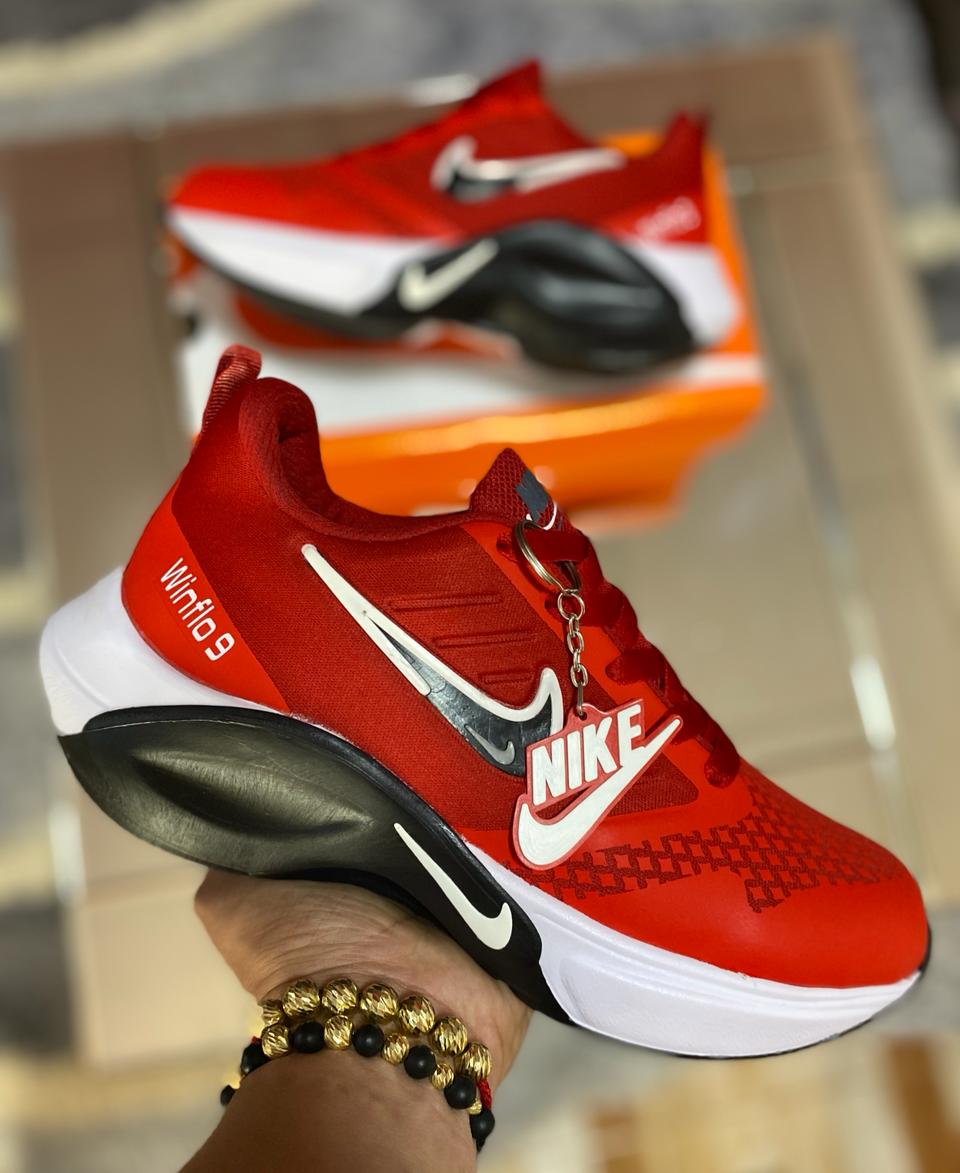 TENIS NIKE WINFLO 9